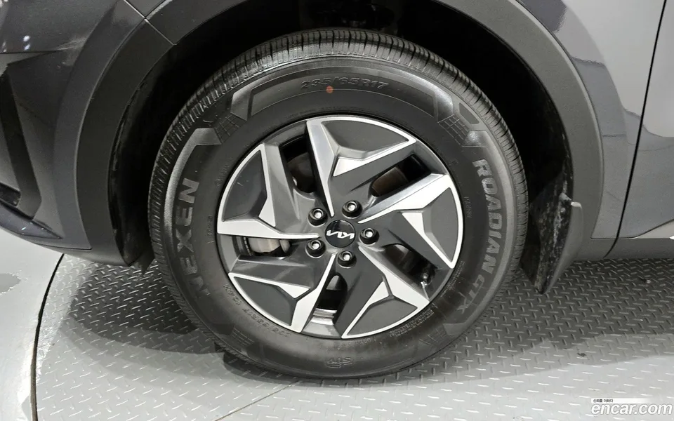 Kia Sorento HEV 1.6 2WD 2023 — миниатюра 2