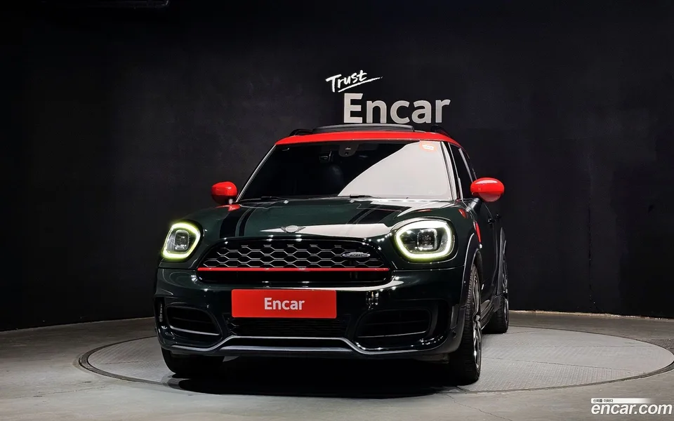 MINI Cooper S Countryman JCW 2023 — миниатюра 3