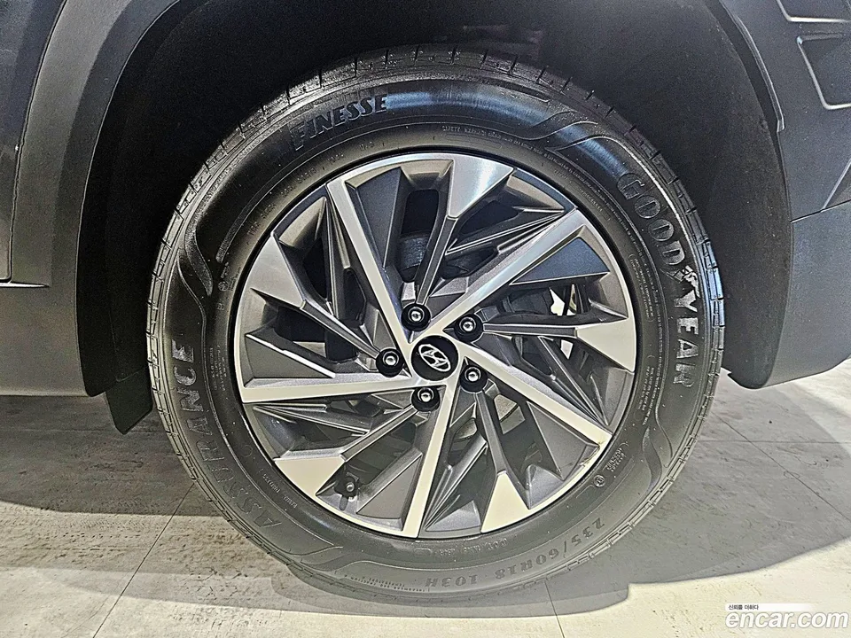 Hyundai Tucson 1.6 2WD 2022 — миниатюра 2