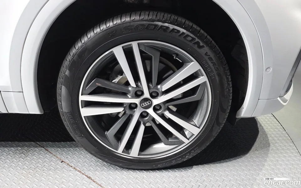 Audi Q5 40 TDI 2023 — миниатюра 2