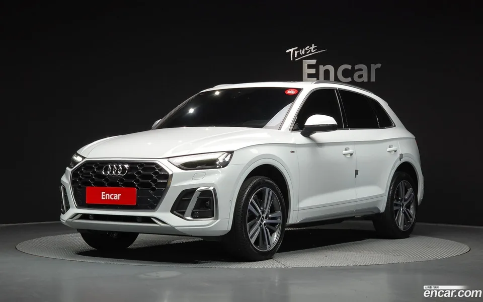 Audi Q5 40 TDI 2023 — фото 1, купить с доставкой в Москву
