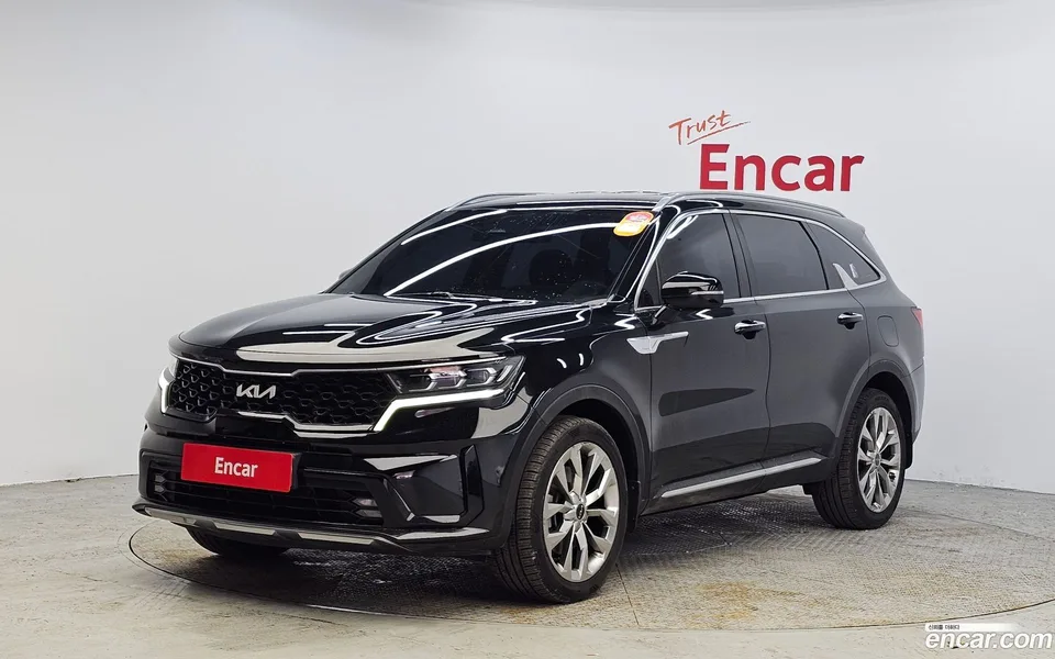 Kia Sorento 2.5T 2WD 2022 — фото 1, купить с доставкой в Москву