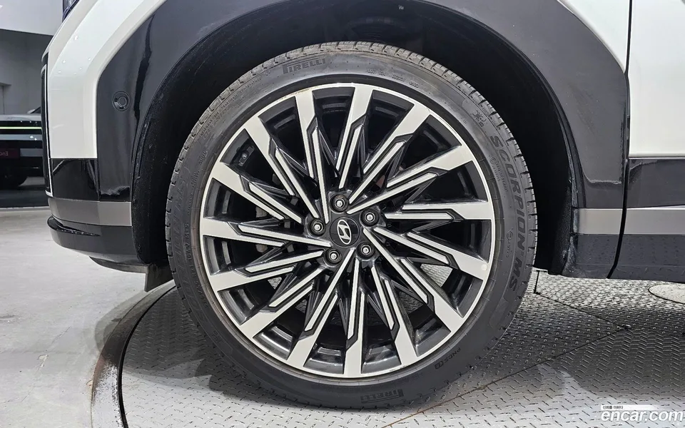 Hyundai SantaFe 2.5T 2WD 2023 — миниатюра 2