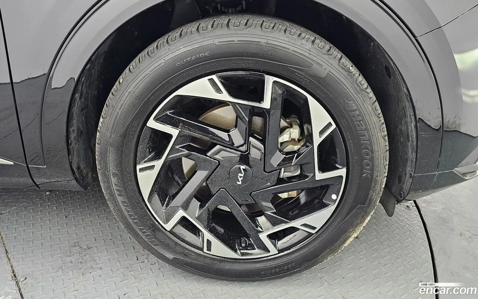 Kia Sportage 1.6 2WD 2023 — миниатюра 5