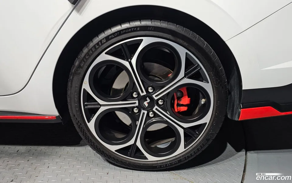 Hyundai Avante CN7 2.0 N 2025 — thumbnail 2