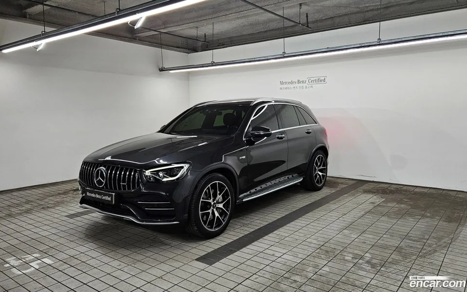 Mercedes-Benz GLC-Class AMG GLC43 4MATIC 2022 — фото 1, купить с доставкой в Москву