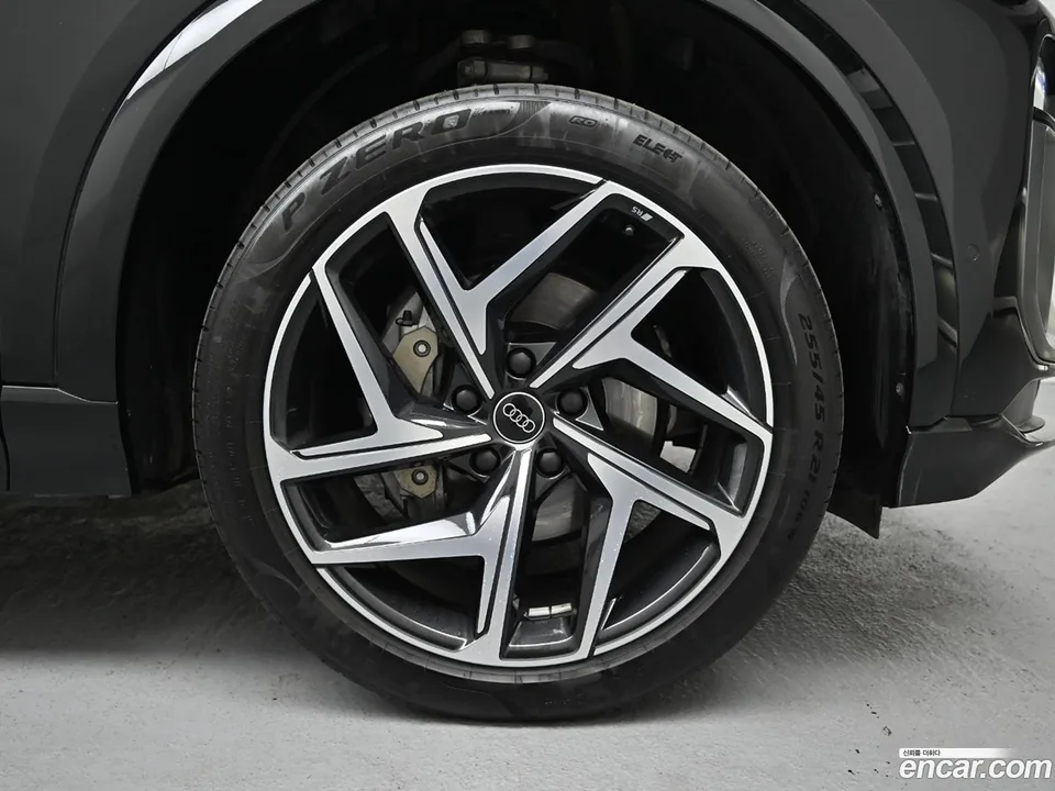 Audi Q6 e- 2025 — миниатюра 2