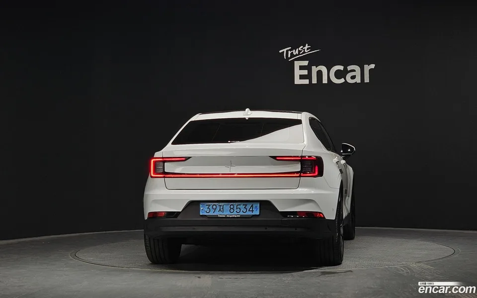 Polestar Polestar 2 2023 — миниатюра 4