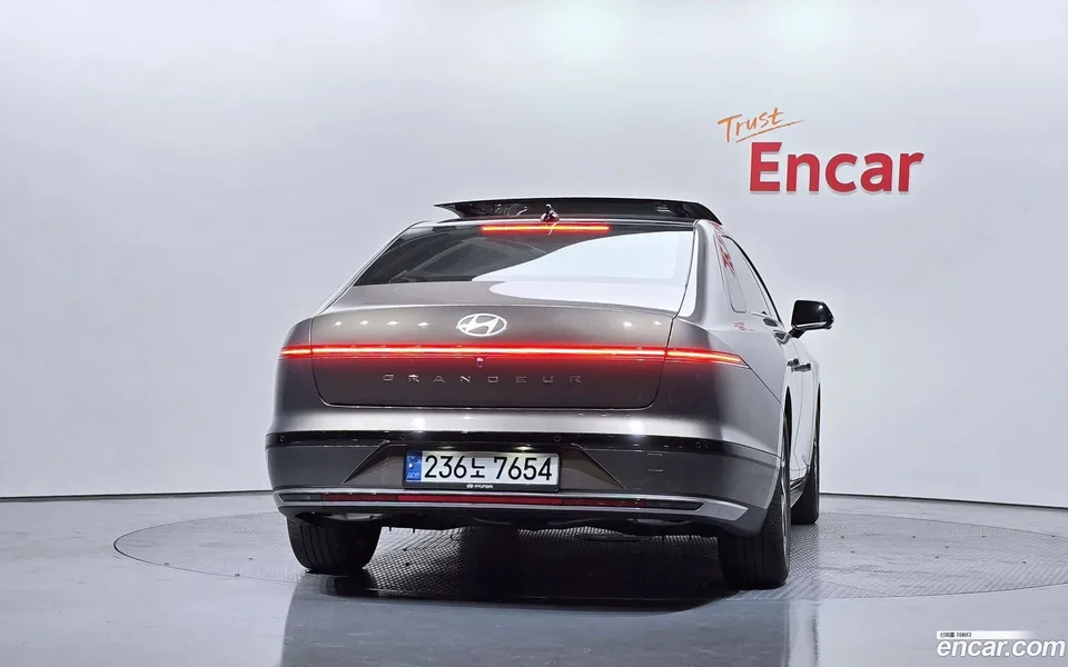 Hyundai Grandeur Hybrid 2024 — миниатюра 4