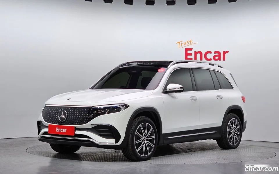 Mercedes-Benz EQB EQB300 4MATIC AMG 2024 — фото 1, купить с доставкой в Москву