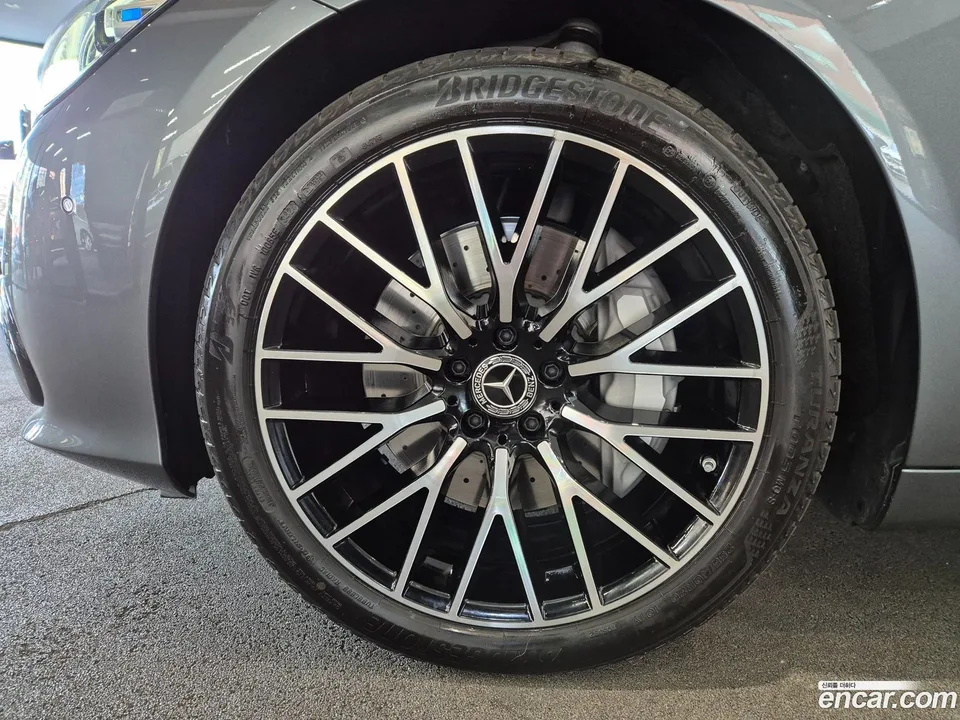 Mercedes-Benz S-Class S580L 4MATIC 2025 — миниатюра 2