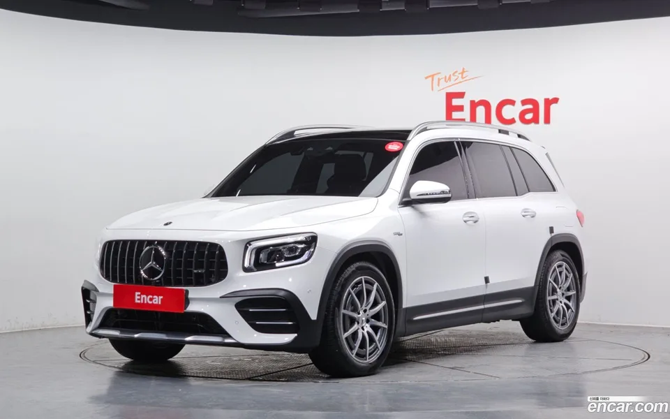 Mercedes-Benz GLB-Class AMG GLB35 4MATIC 2022 — фото 1, купить с доставкой в Москву