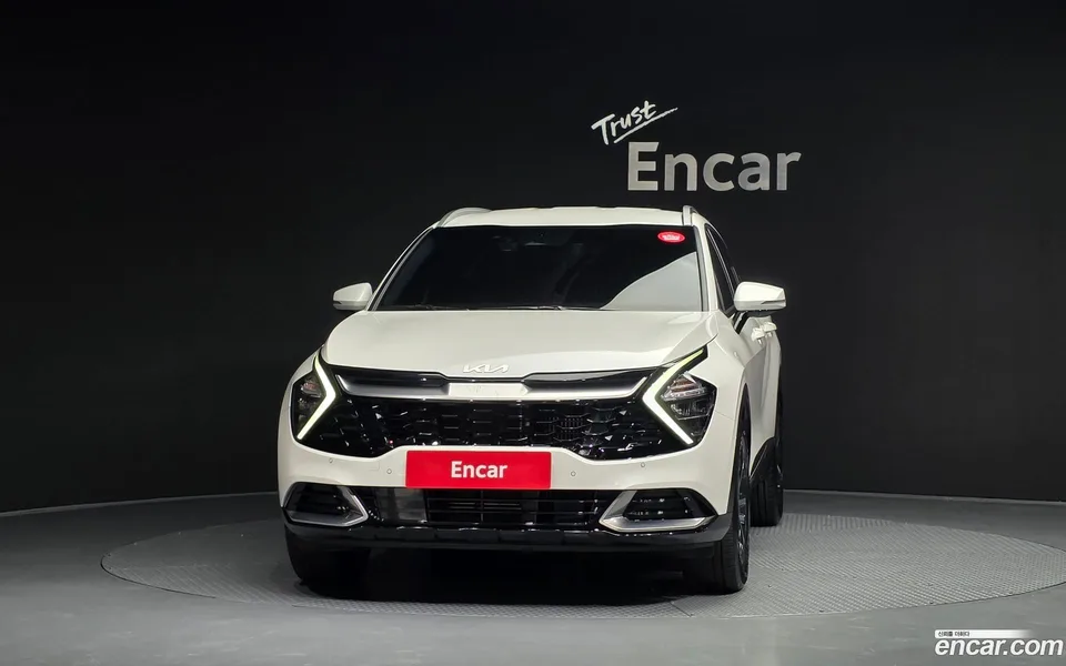 Kia Sportage Hybrid 2WD 2024 — миниатюра 3