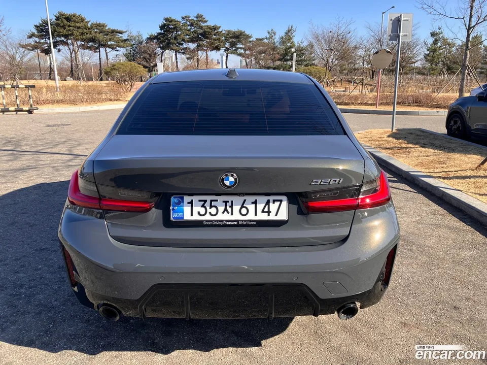 BMW 3 Series 320i M 2024 — миниатюра 4