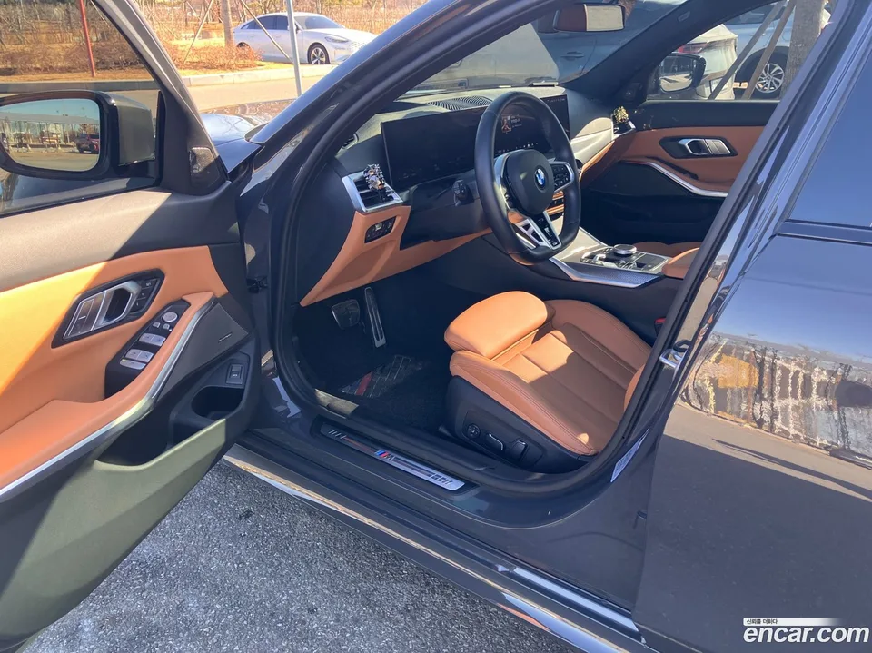 BMW 3 Series 320i M 2024 — миниатюра 5