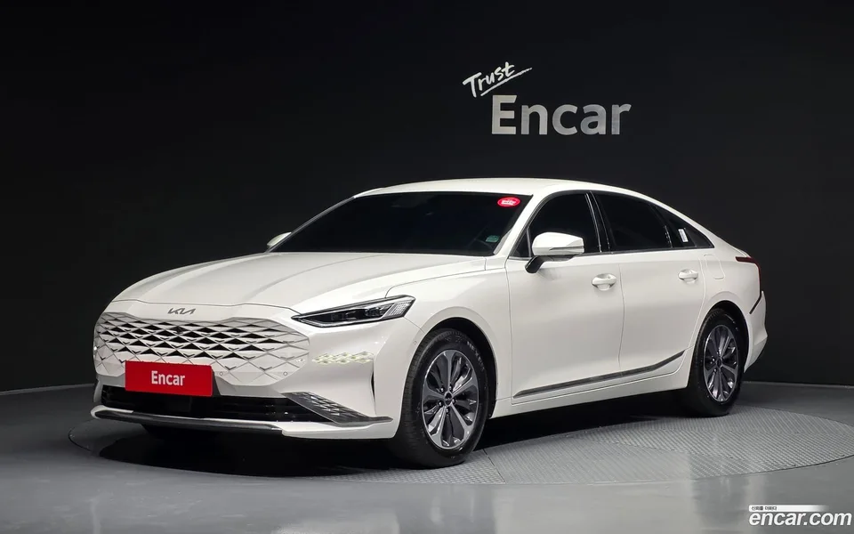 Kia K8 Hybrid 2023 — фото 1, купить с доставкой в Москву