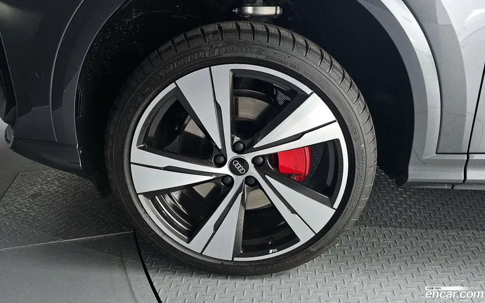 Audi Q5 (80A) 40 TDI S Line 2025 — миниатюра 2