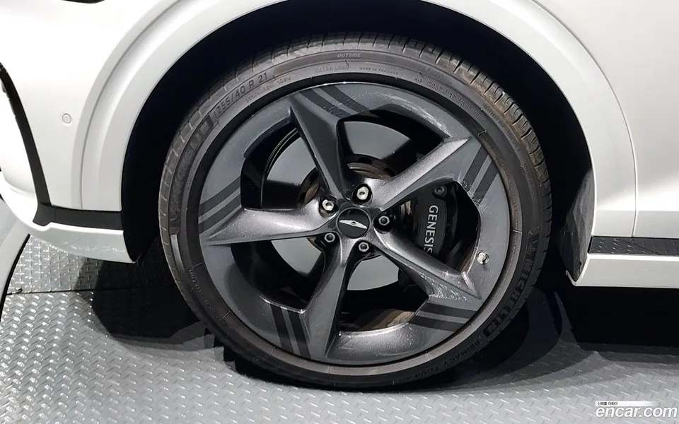 Genesis GV70 2.5T 2WD 2024 — миниатюра 5