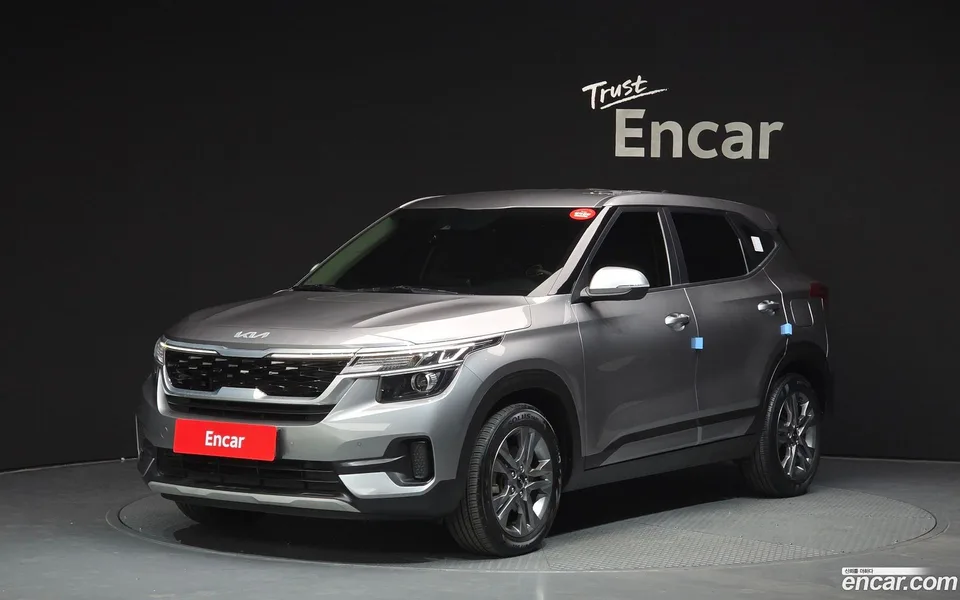 Kia Seltos 1.6 2WD 2022 — фото 1, купить с доставкой в Москву