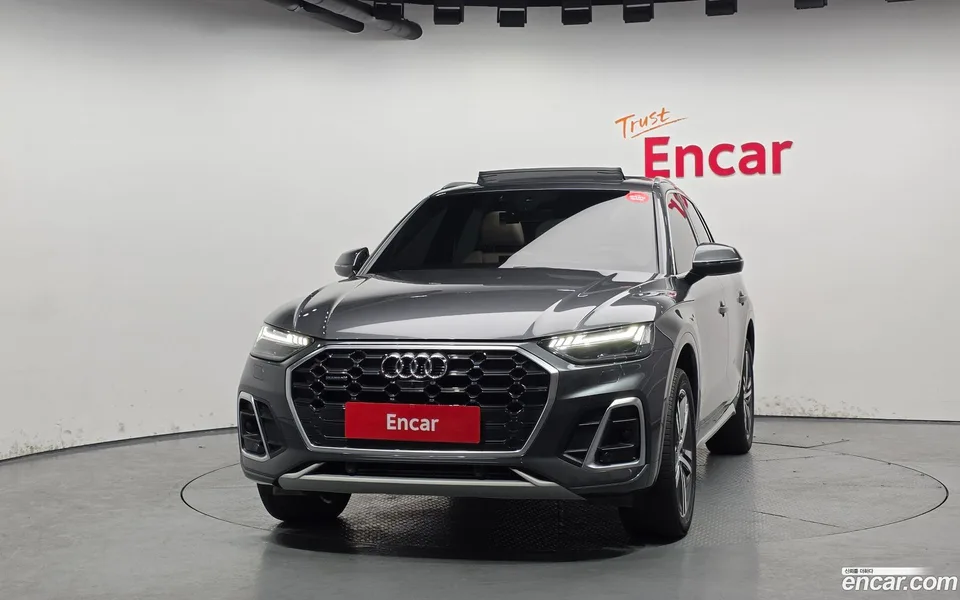 Audi Q5 45 TFSI 2023 — миниатюра 3