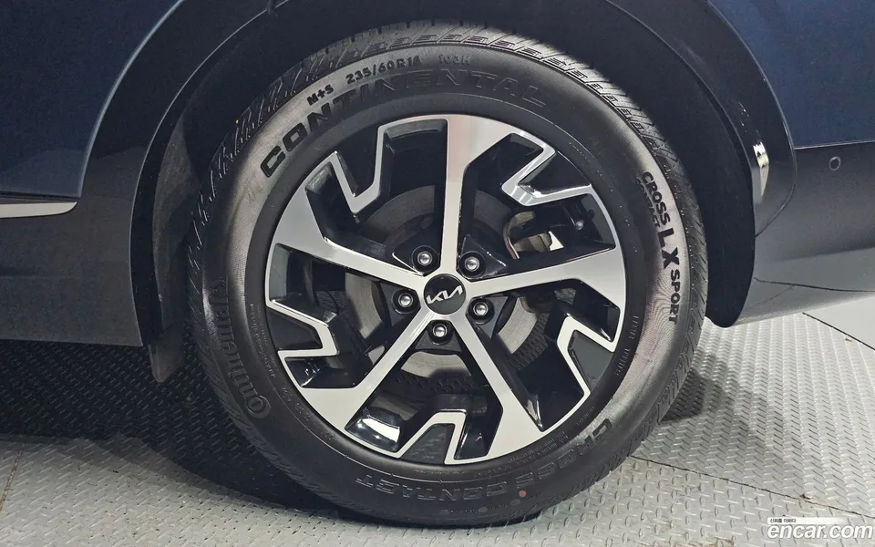 Kia Sportage Hybrid 2WD 2023 — миниатюра 2