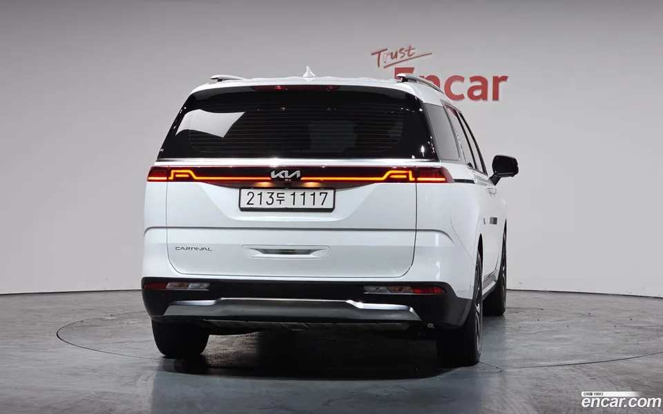 Kia Carnival 9 2022 — миниатюра 4