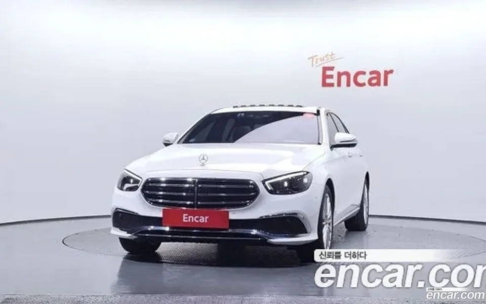 Mercedes-Benz E-Class E250 2023 — миниатюра 3