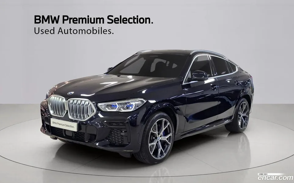BMW X6 xDrive30d M 2022 — фото 1, купить с доставкой в Москву
