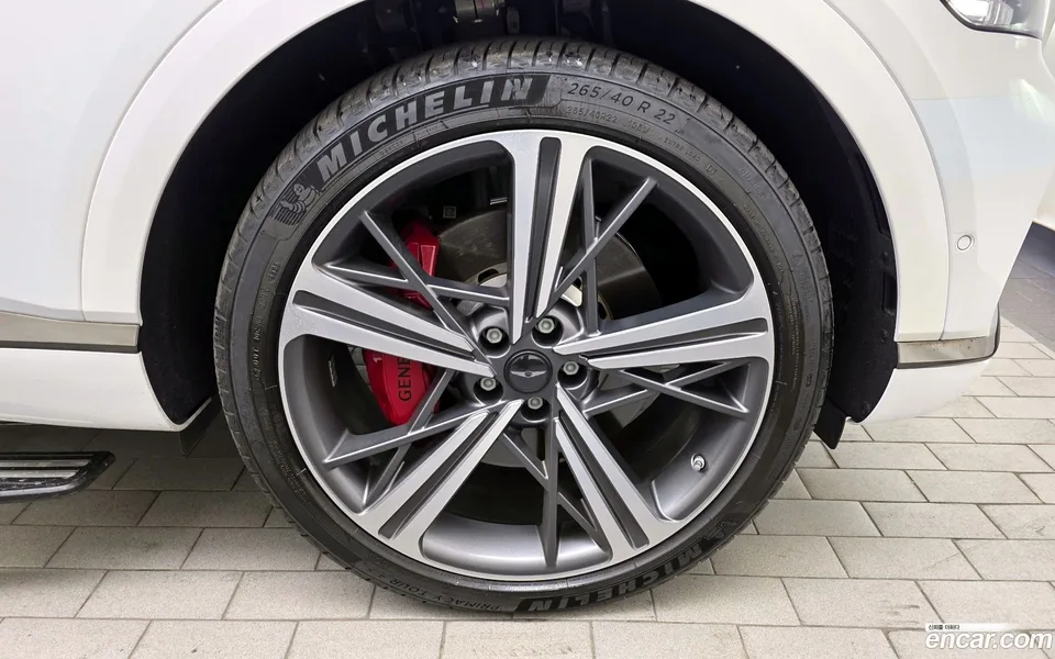 Genesis GV80 Coupe 3.5T e-S/C AWD 2024 — миниатюра 2