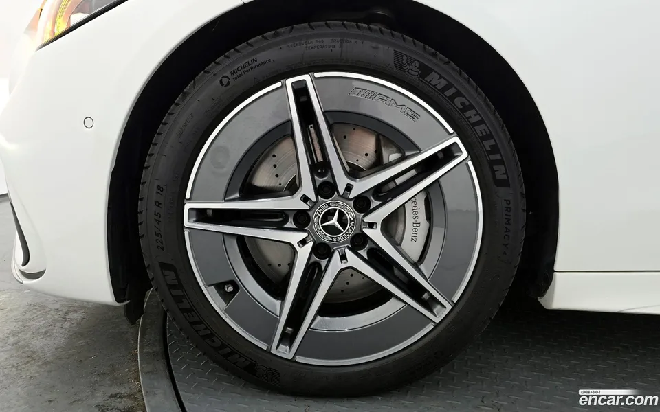 Mercedes-Benz C-Class C200 AMG Line 2024 — миниатюра 2
