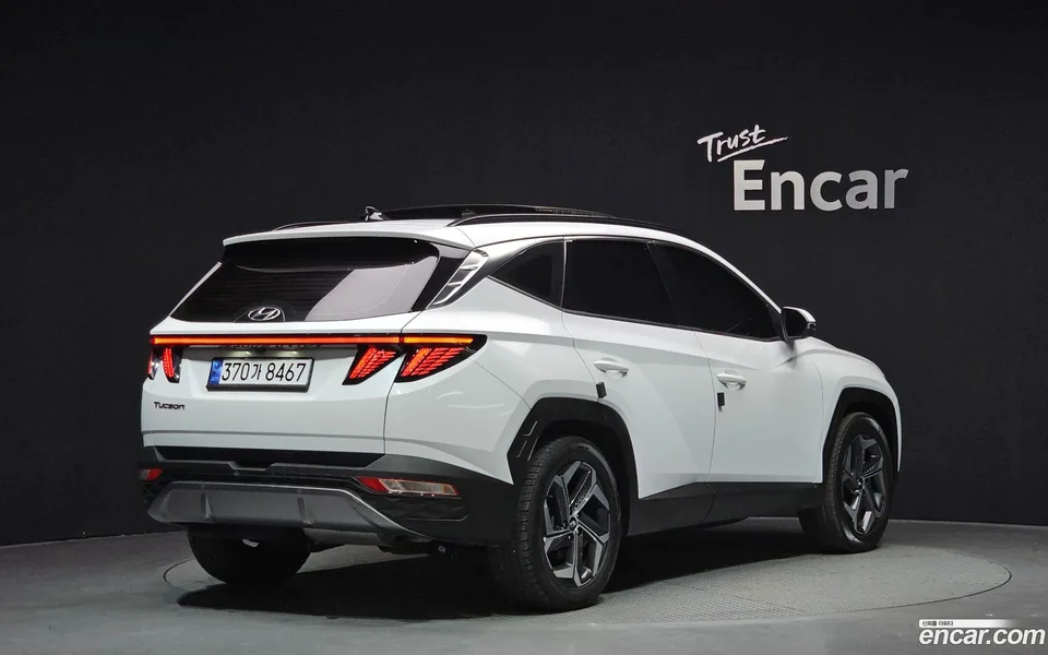 Hyundai Tucson 2.0 2WD 2022 — миниатюра 2