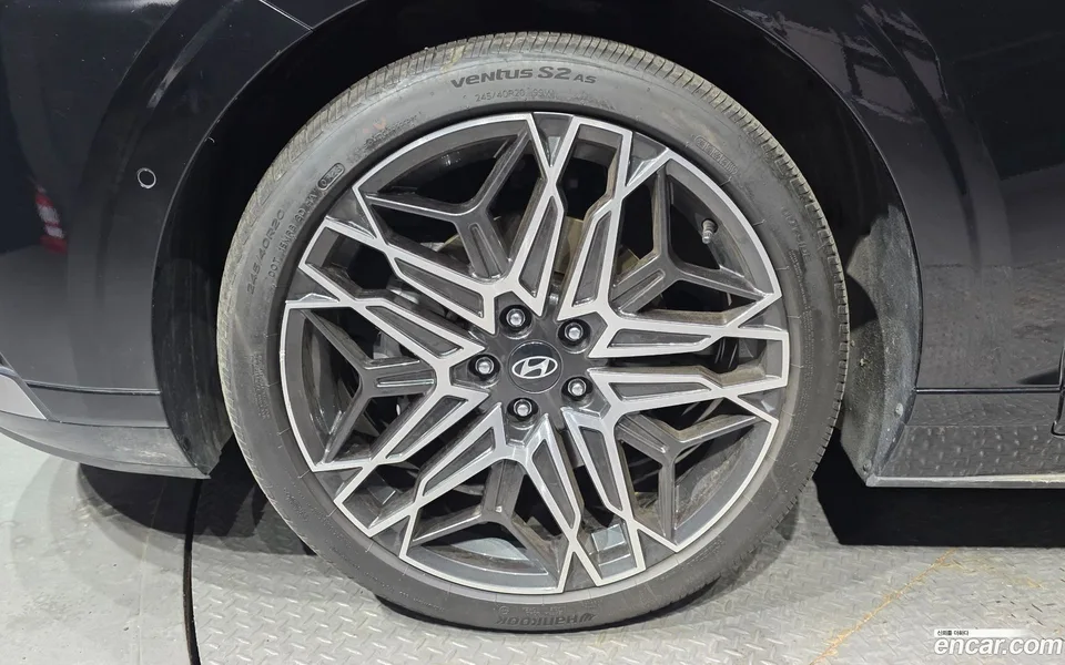 Hyundai Grandeur 2.5 2WD 2023 — миниатюра 2