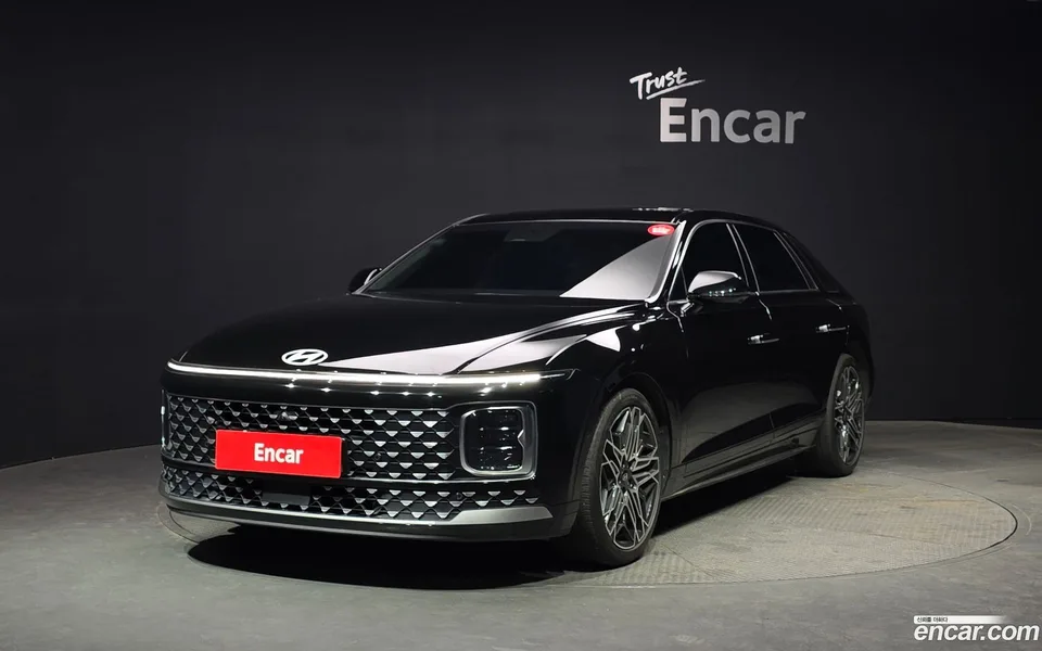 Hyundai Grandeur 2.5 2WD 2023 — фото 1, купить с доставкой в Москву