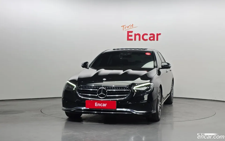 Mercedes-Benz E-Class E250 2023 — миниатюра 3