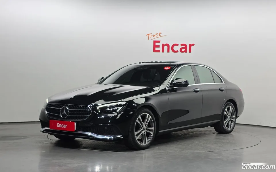 Mercedes-Benz E-Class E250 2023 — фото 1, купить с доставкой в Москву
