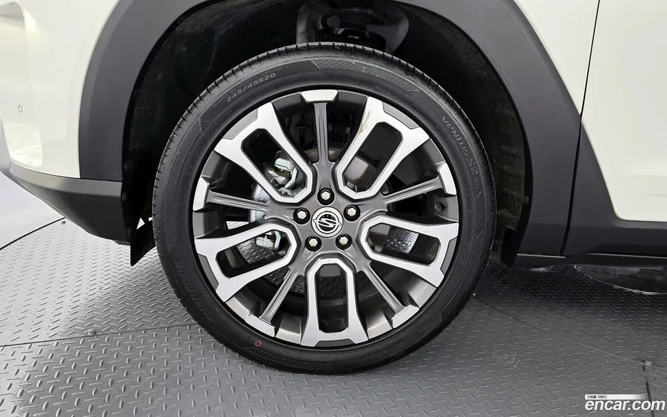 KG Mobility Torres 1.5 2WD 2023 — миниатюра 5