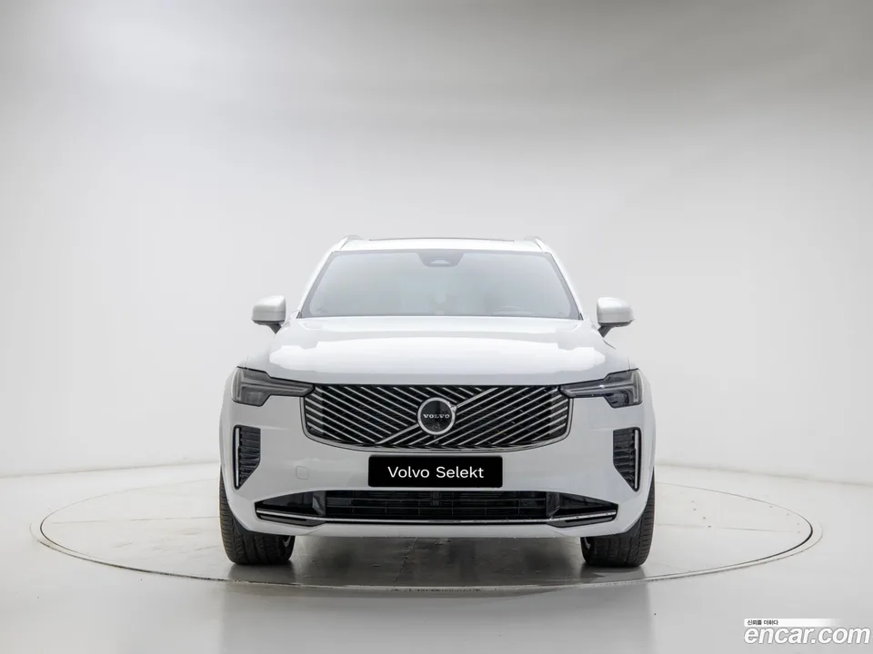 Volvo XC90 B6 2025 — миниатюра 2