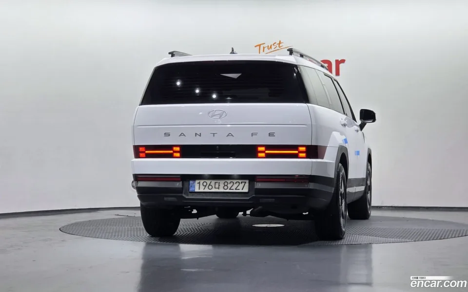 Hyundai SantaFe HEV 1.6 2WD 2024 — миниатюра 4