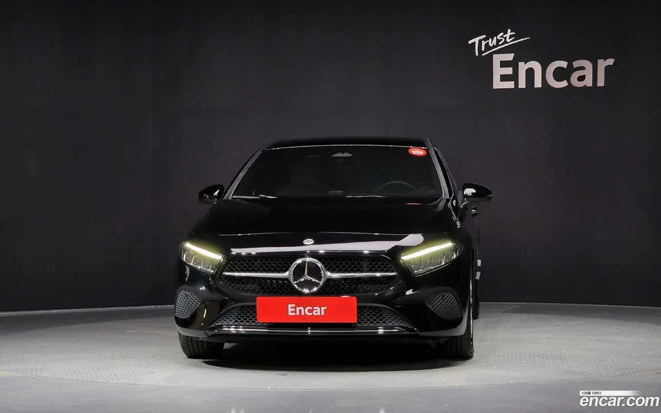 Mercedes-Benz A-Class A220 2025 — миниатюра 3