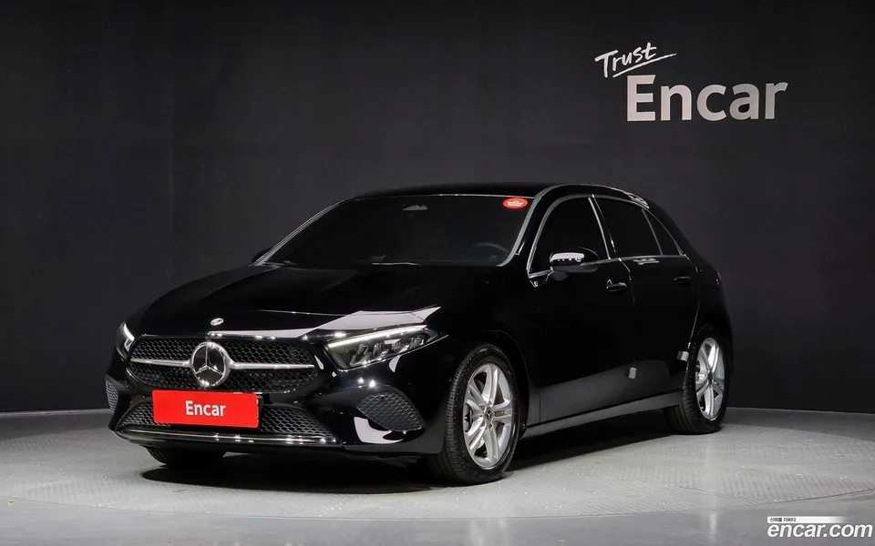 Mercedes-Benz A-Class A220 2025 — фото 1, купить с доставкой в Москву