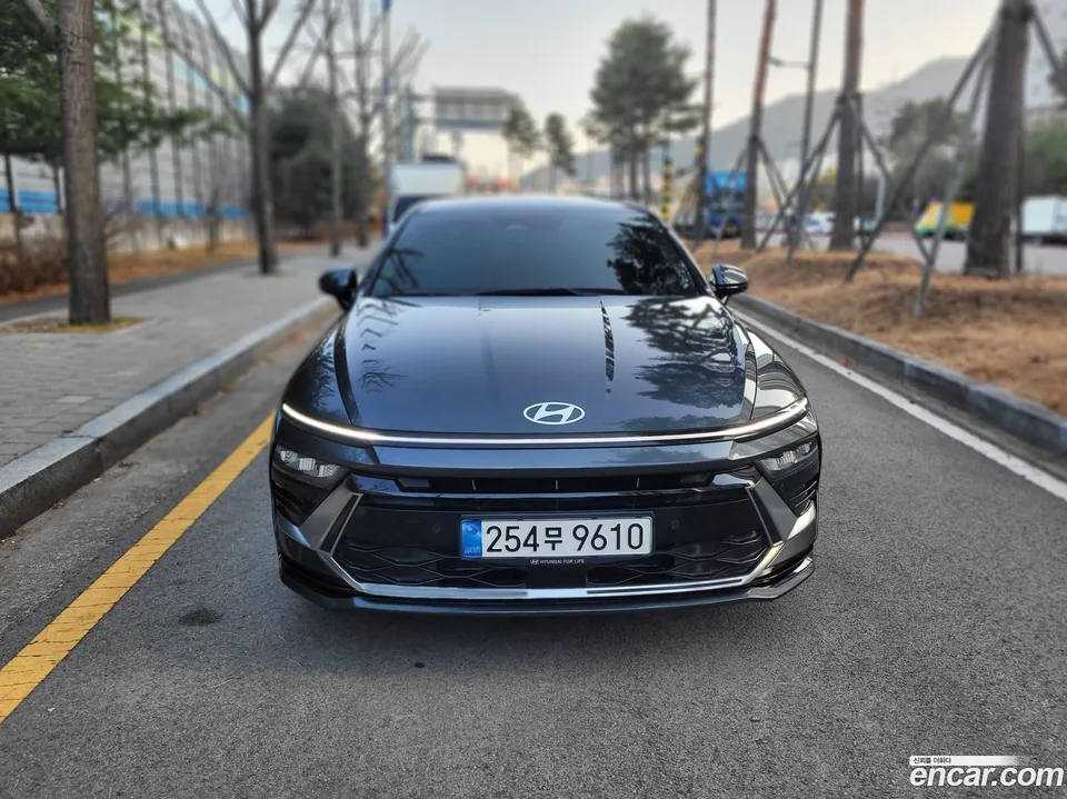 Hyundai Sonata The Edge Hybrid 2024 — фото 1, купить с доставкой в Москву