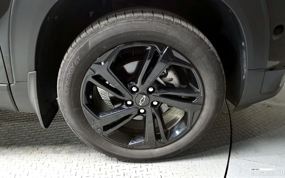 Chevrolet Trailblazer 1.3 4WD 2023 — миниатюра 2