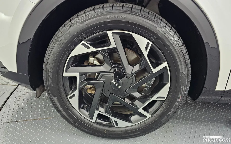 Kia Sportage 1.6 2WD 2022 — миниатюра 5