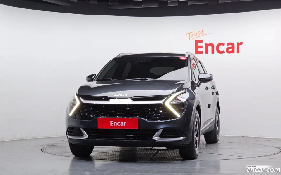 Kia Sportage 1.6 2WD 2022 — миниатюра 3