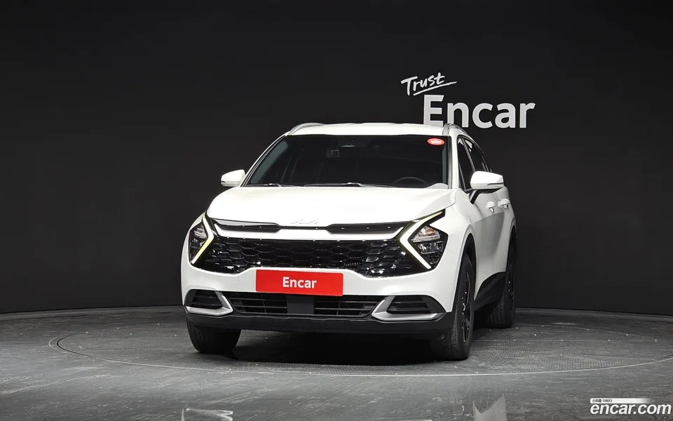 Kia Sportage 2.0 2WD 2022 — миниатюра 3