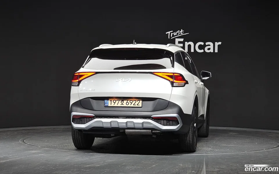 Kia Sportage 2.0 2WD 2022 — миниатюра 4