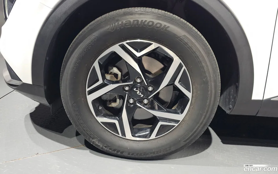 Kia Sportage 2.0 2WD 2022 — миниатюра 2