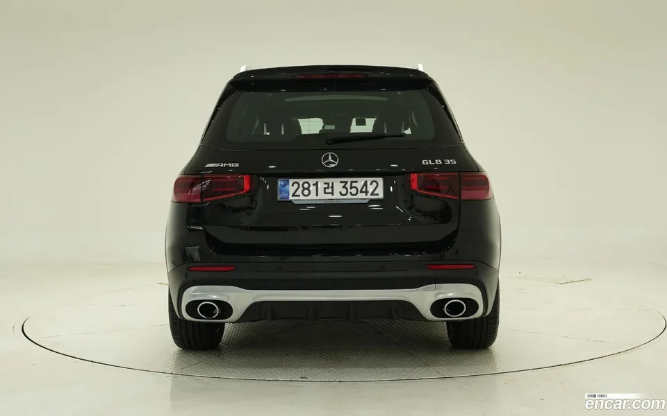 Mercedes-Benz GLB-Class AMG GLB35 4MATIC 2025 — миниатюра 4