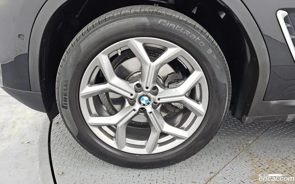 BMW X4 xDrive20i xLine 2022 — миниатюра 5