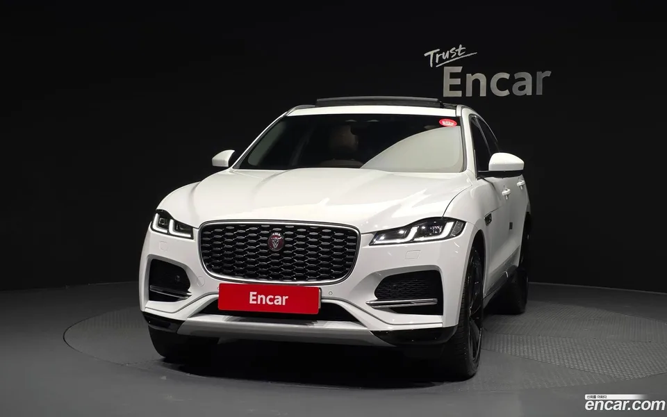 Jaguar F-Pace P 250 SE 2023 — миниатюра 3